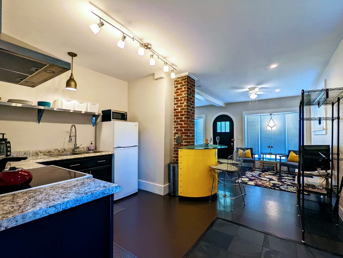 Apartment in Southwest Harbor property photo 3