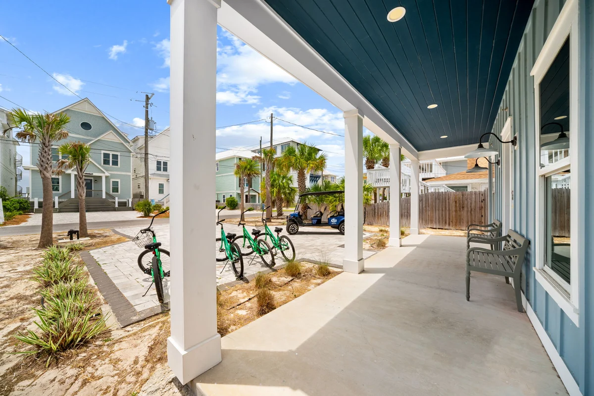 Surf House #67
