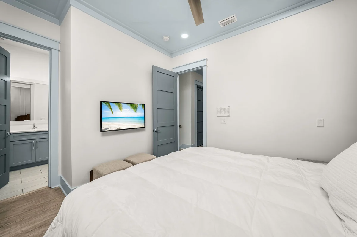 Surf House #61