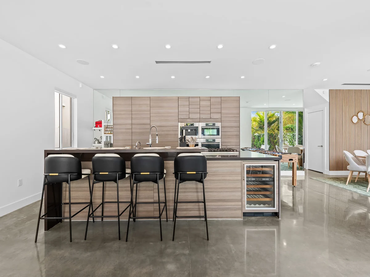 Second Street Sol #34