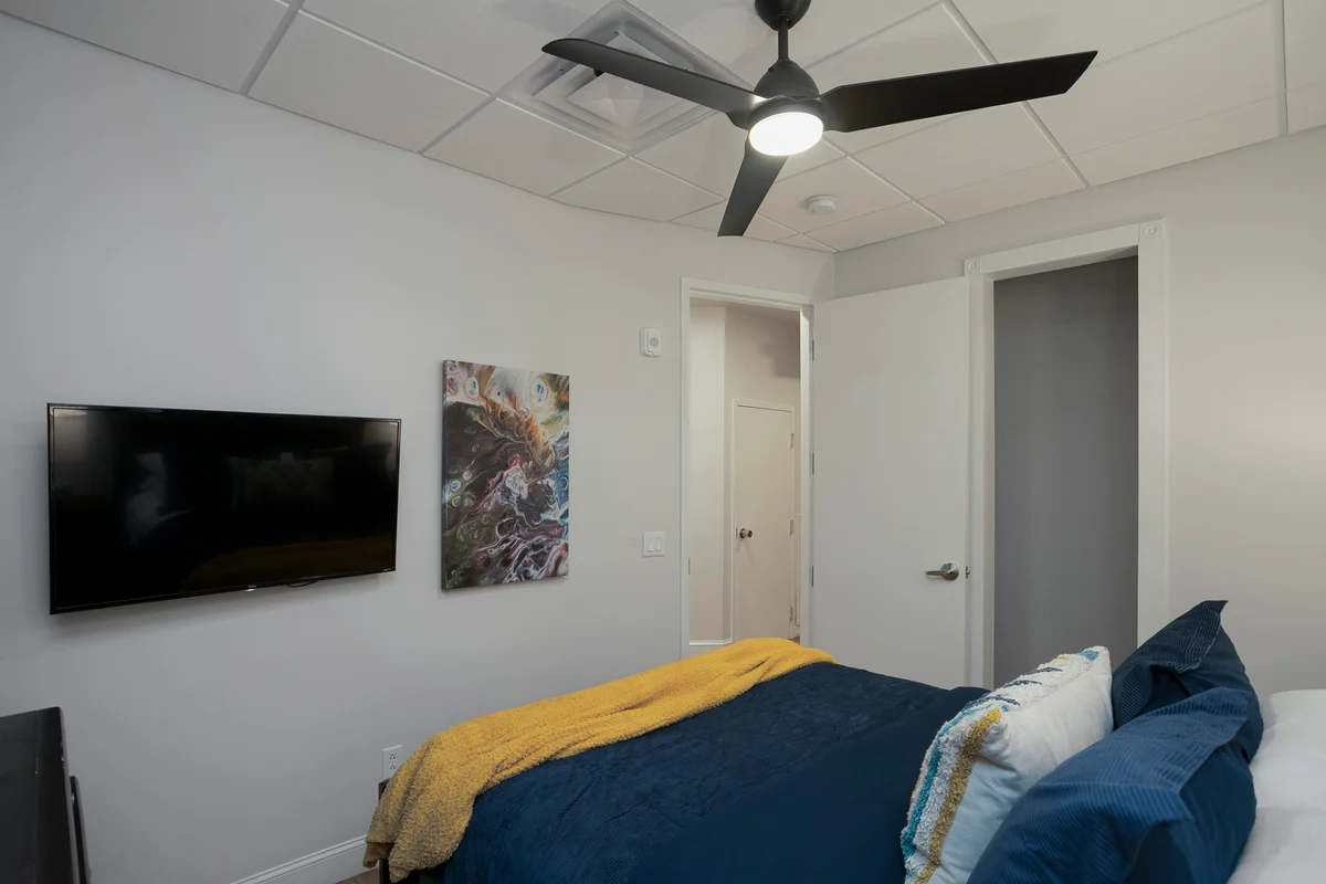 Bedroom 3 image 1