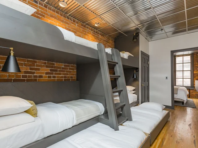 The Library - Music City - Downtown Penthouse #22