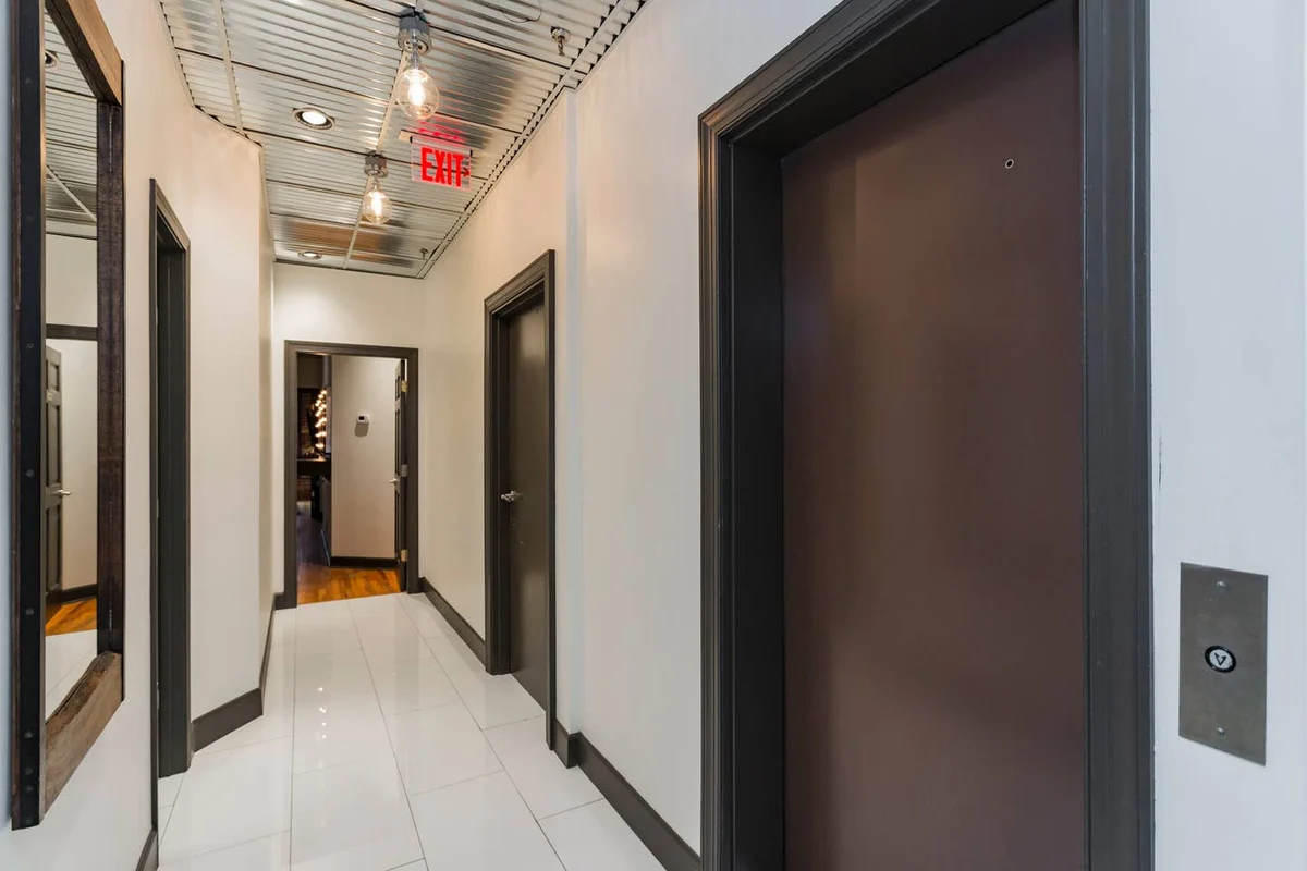The Library - Music City - Downtown Penthouse #67