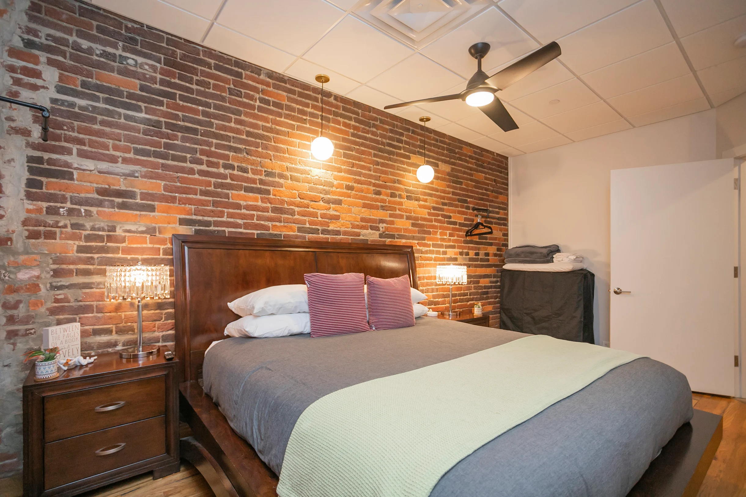 The Library - Music City - Downtown Penthouse #31