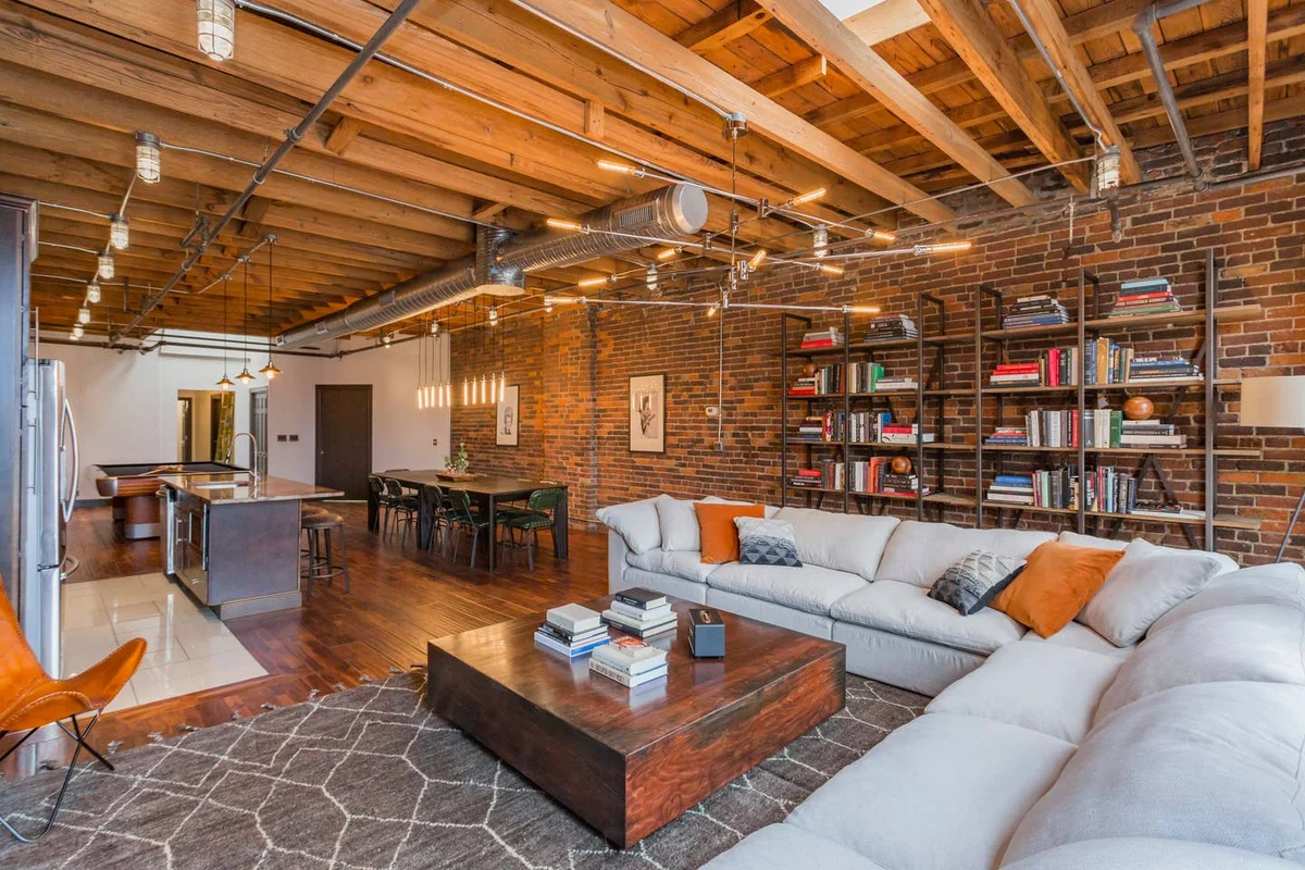 The Library - Music City - Downtown Penthouse #68