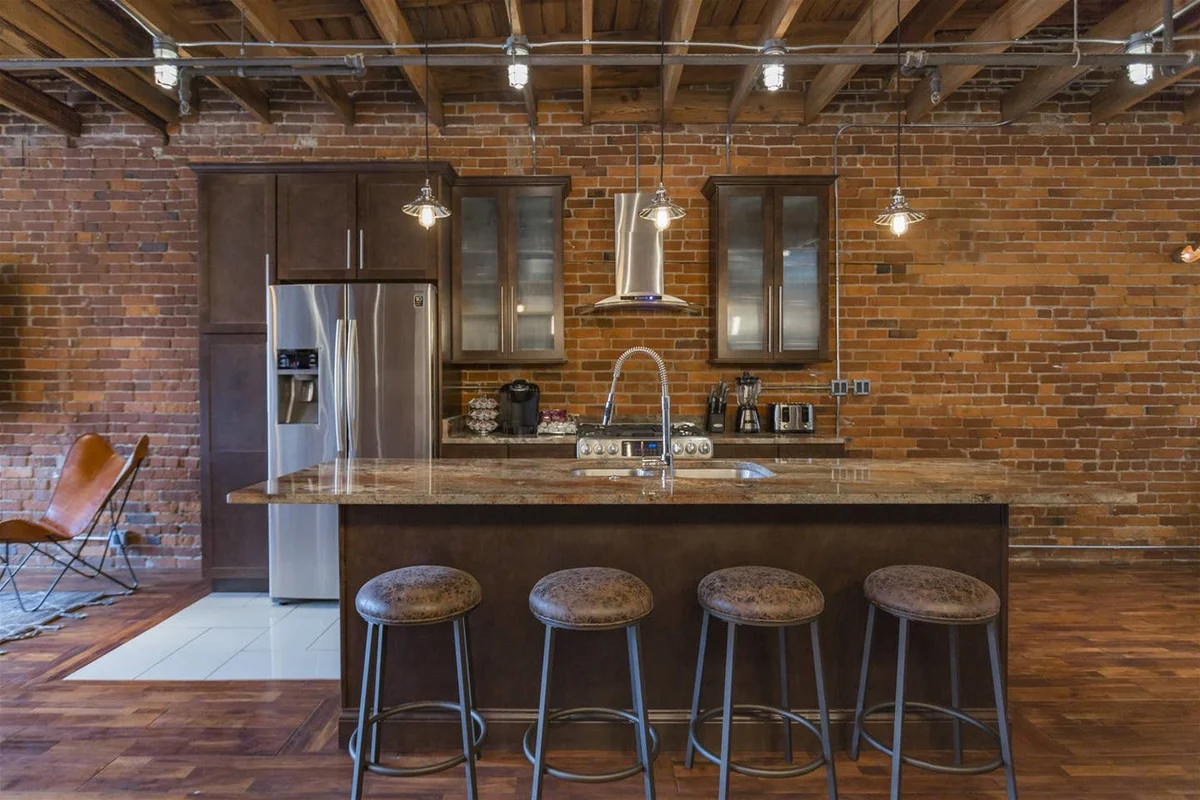 The Library - Music City - Downtown Penthouse #82