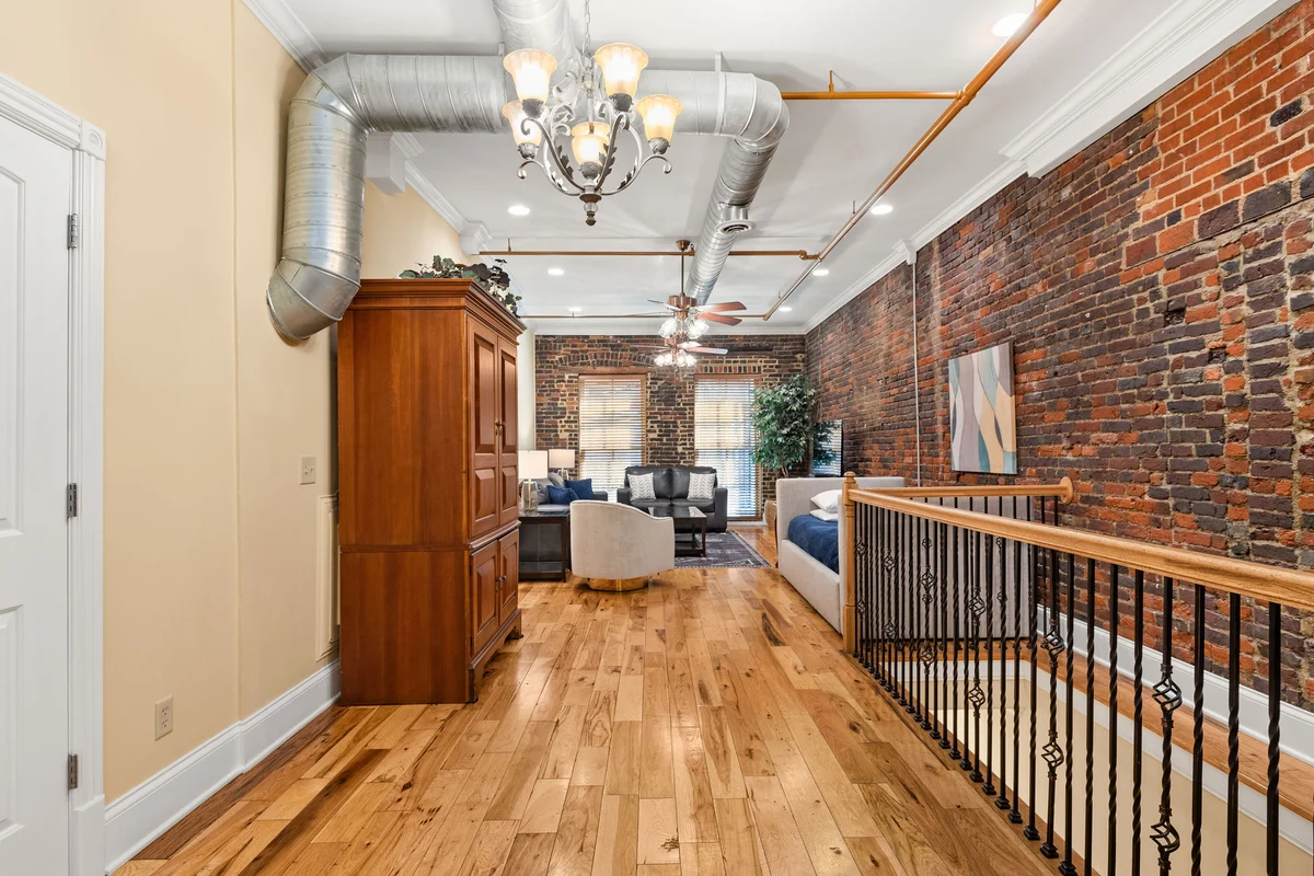 The Parton- Lofts at Noel Court, Downtown #16