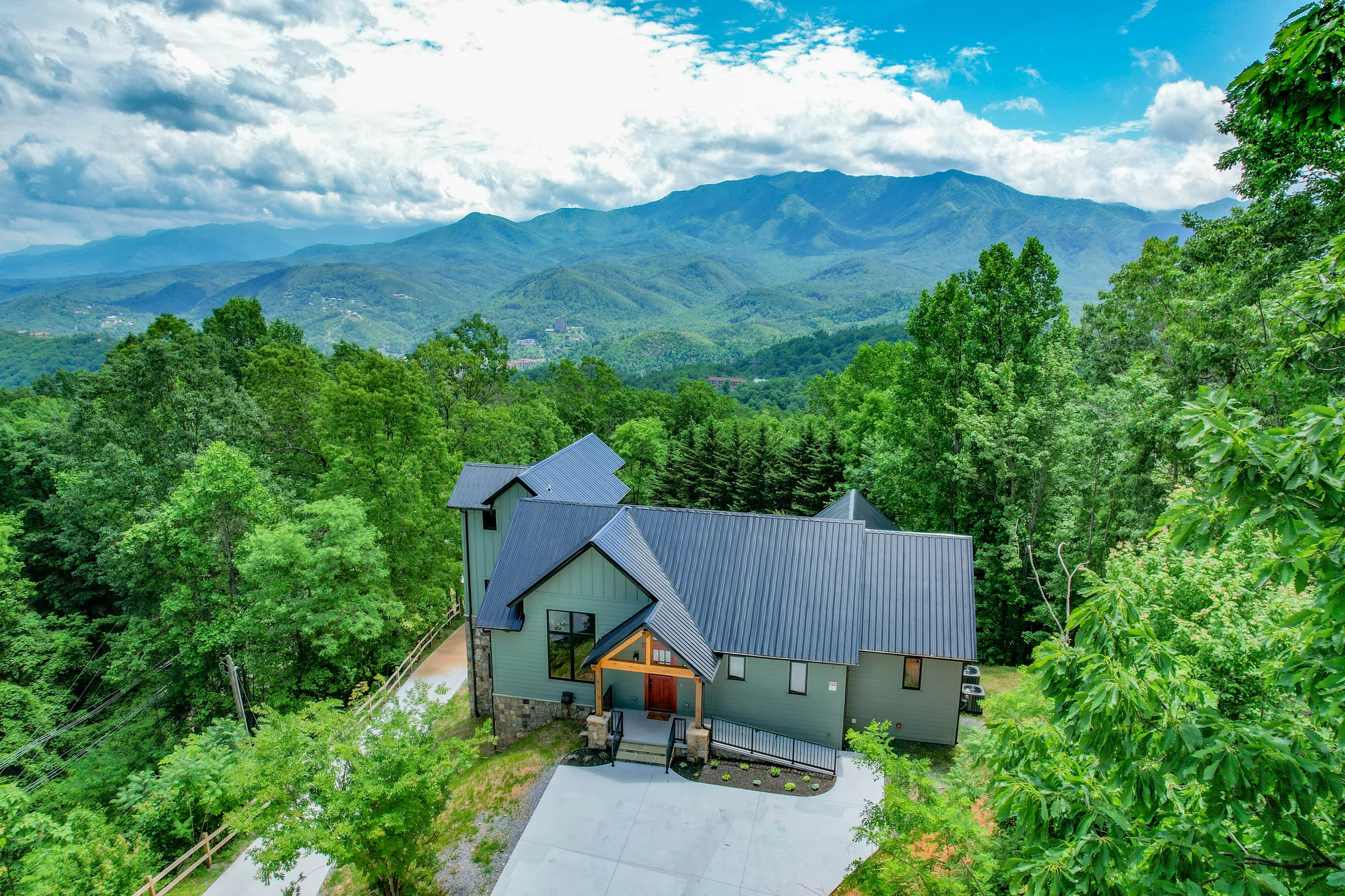 Property in Gatlinburg property photo 1