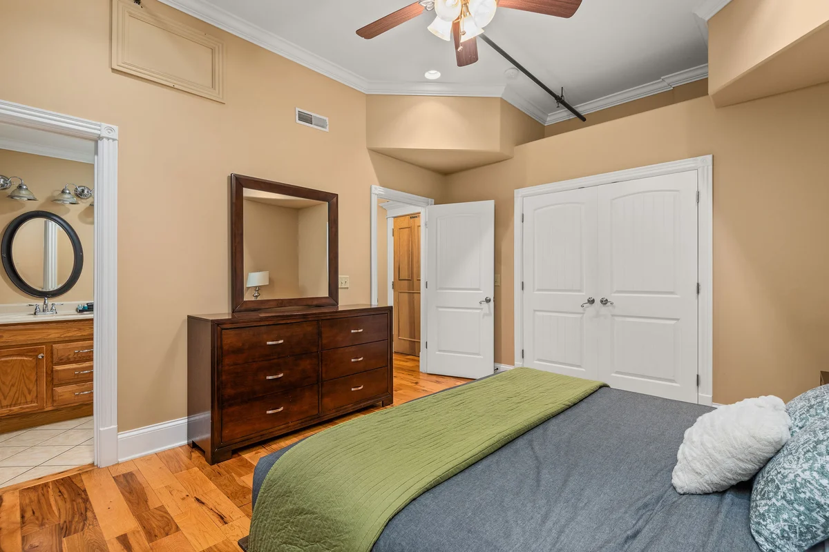 The Johnny Cash- Lofts at Noel Court, Downtown #20