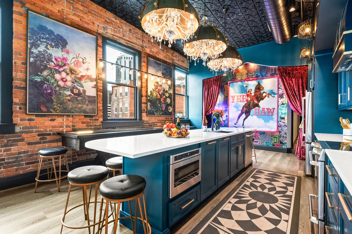 ✨ The Velvet Songbird | Downtown Nashville Luxe Retreat for 24 #72