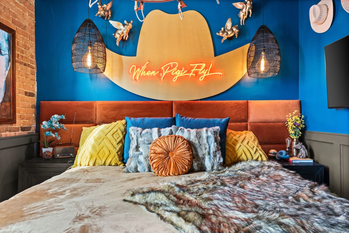 ✨ The Velvet Songbird | Downtown Nashville Luxe Retreat for 24 #4