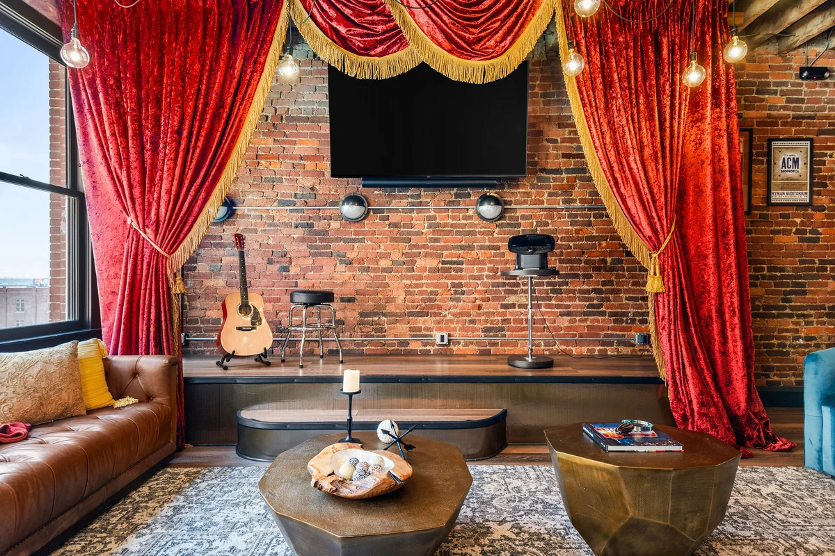 ✨ The Velvet Songbird | Downtown Nashville Luxe Retreat for 24 #66