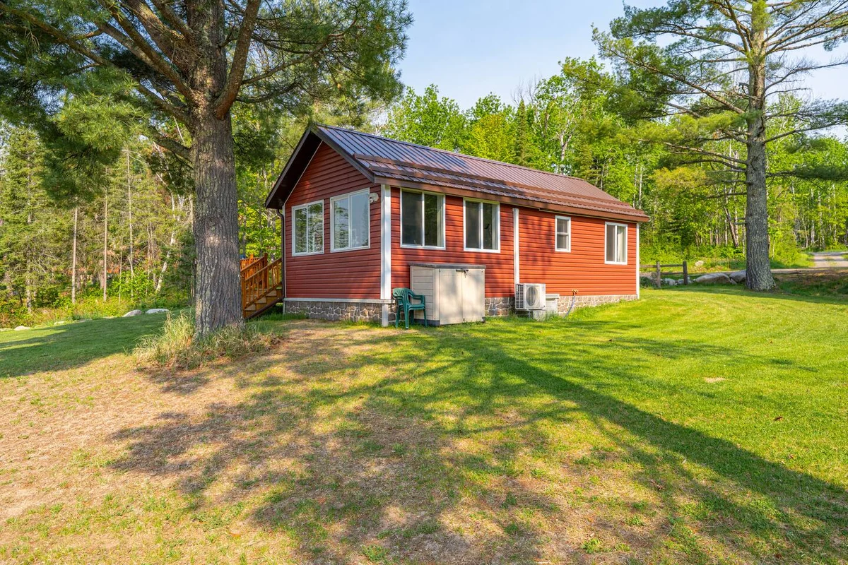 Yacht Club Cabin on Burntside with Private Sauna #44