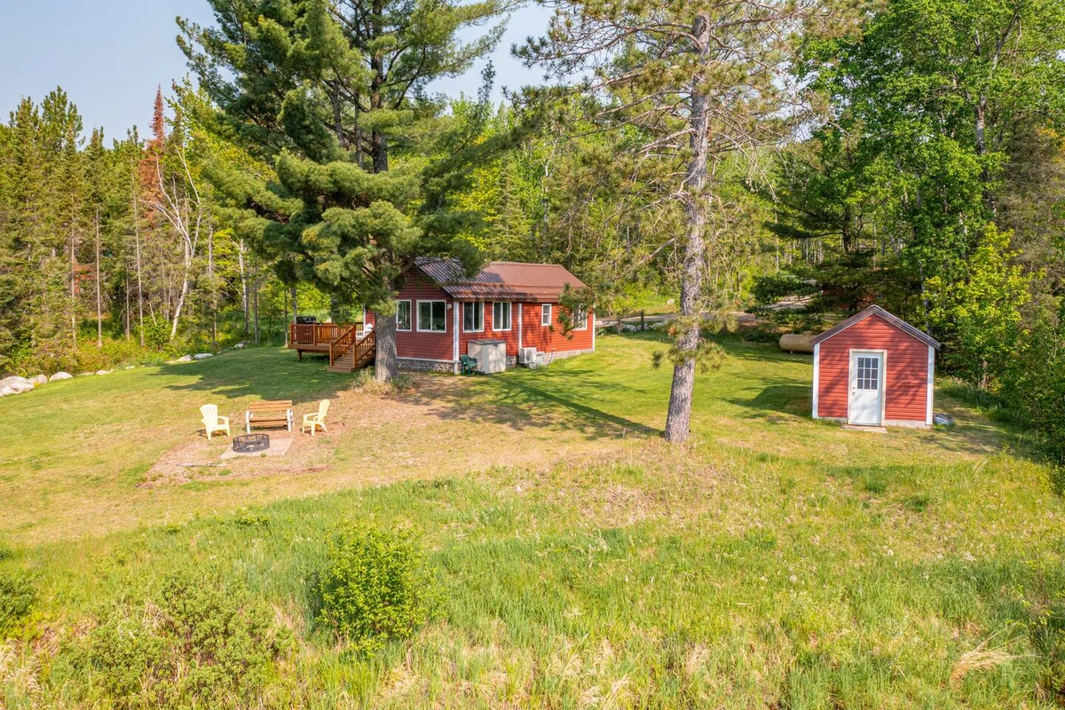 Yacht Club Cabin on Burntside with Private Sauna #52