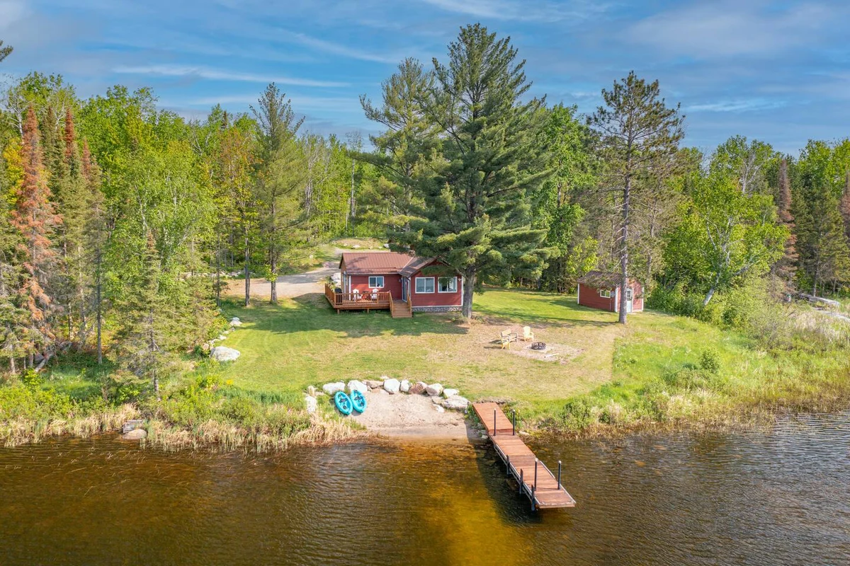 Yacht Club Cabin on Burntside with Private Sauna #58