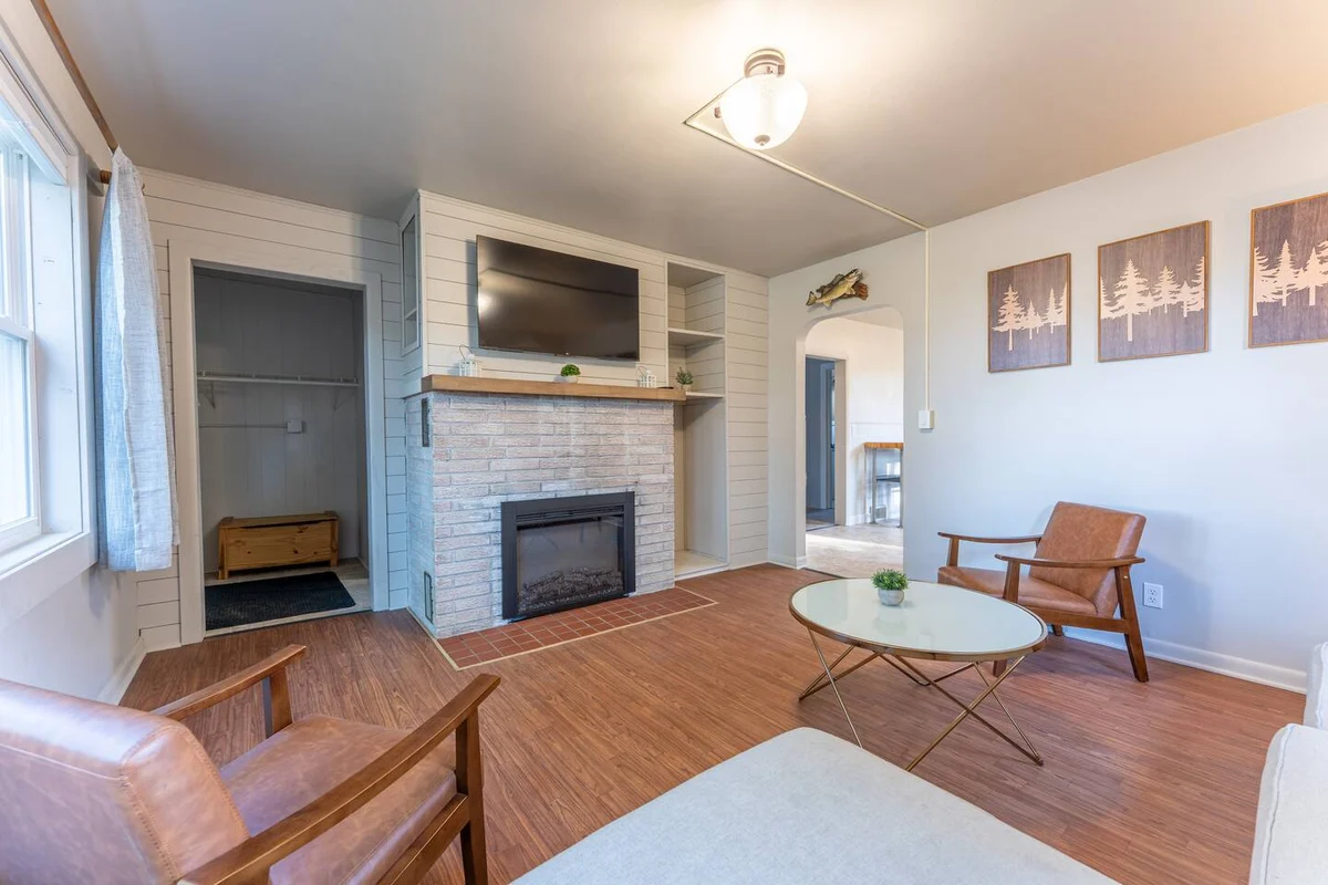 Home in Ely property photo 3