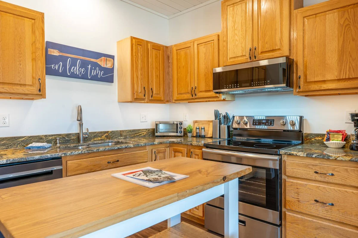 Sandy Point Resort, Lakeside 2BR Modern Escape #4