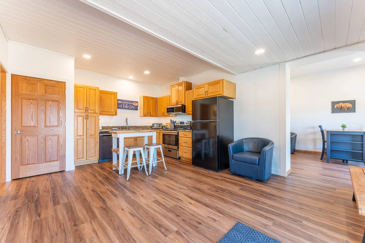 Sandy Point Resort, Lakeside 2BR Modern Escape #17