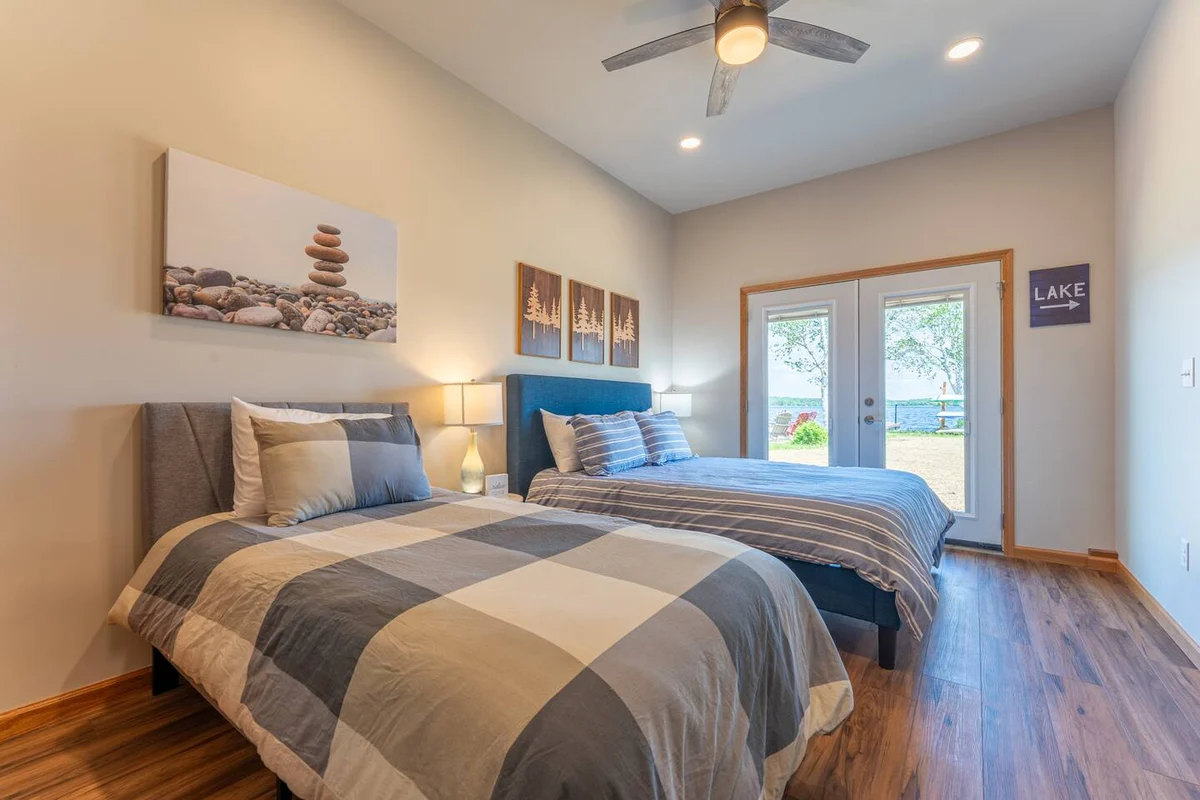 Sandy Point Resort, Lakeside 2BR Modern Escape #12