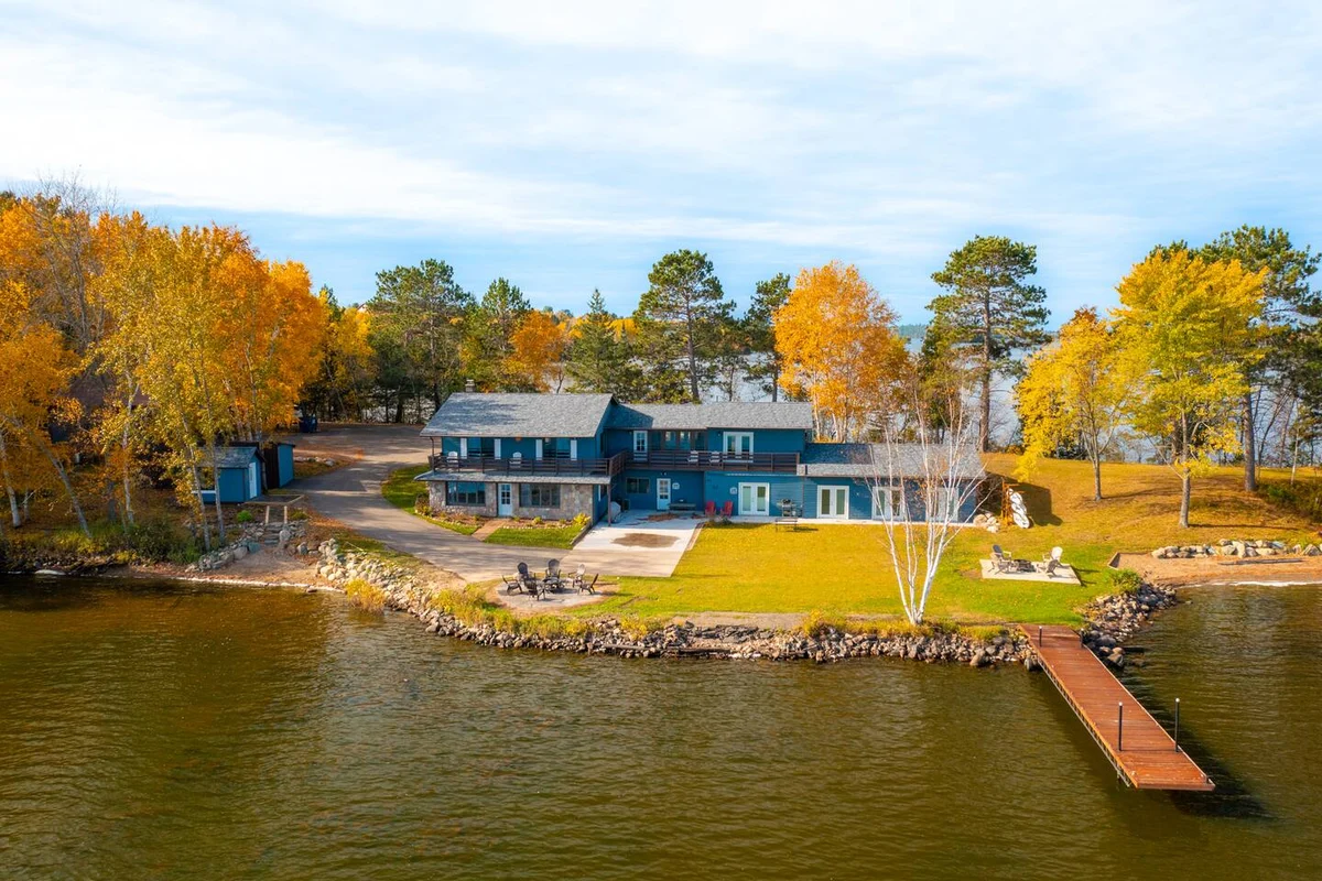 Sandy Point Resort, Lakeside 2BR Modern Escape #62