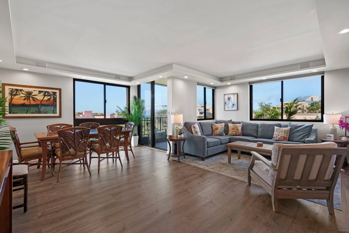 Lux Ocean View Penthouse 2 Kings+, Steps to Beach #2