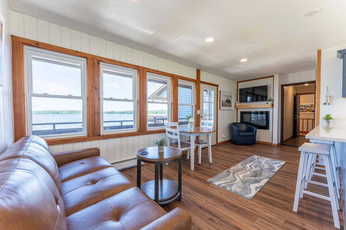 Sandy Point Resort Suite, Year-Round Lakeview #7