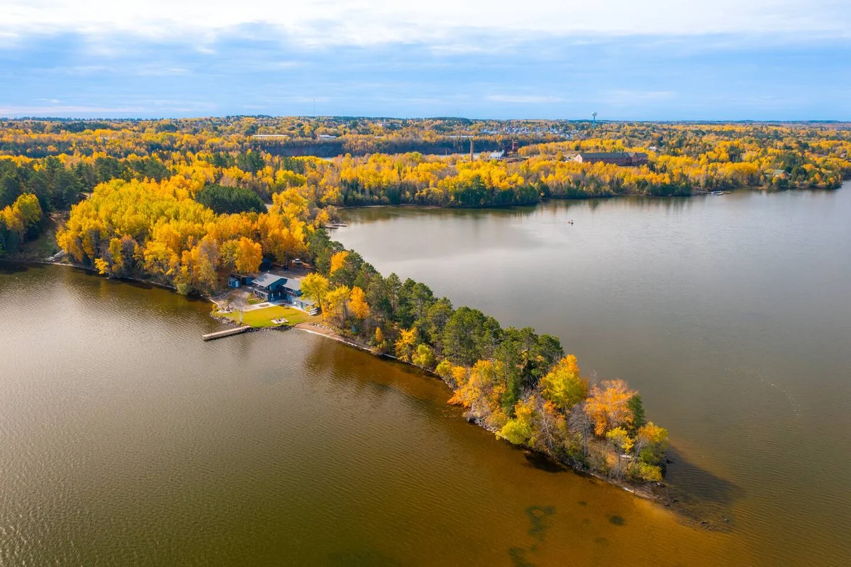 Sandy Point Resort Suite, Year-Round Lakeview #46