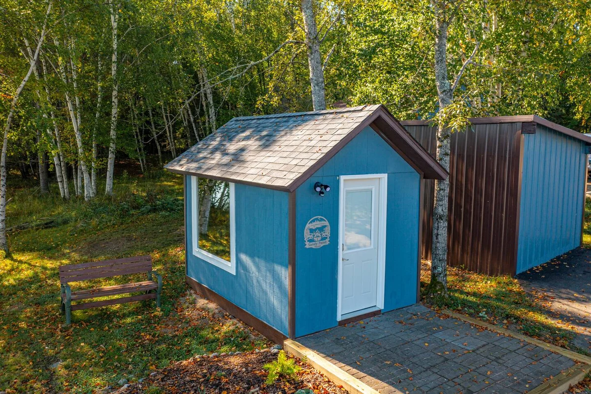 Sandy Point Resort Suite, Year-Round Lakeview #54