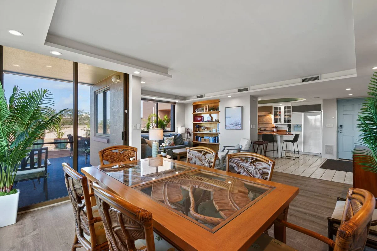 Lux Ocean View Penthouse 2 Kings+, Steps to Beach #55