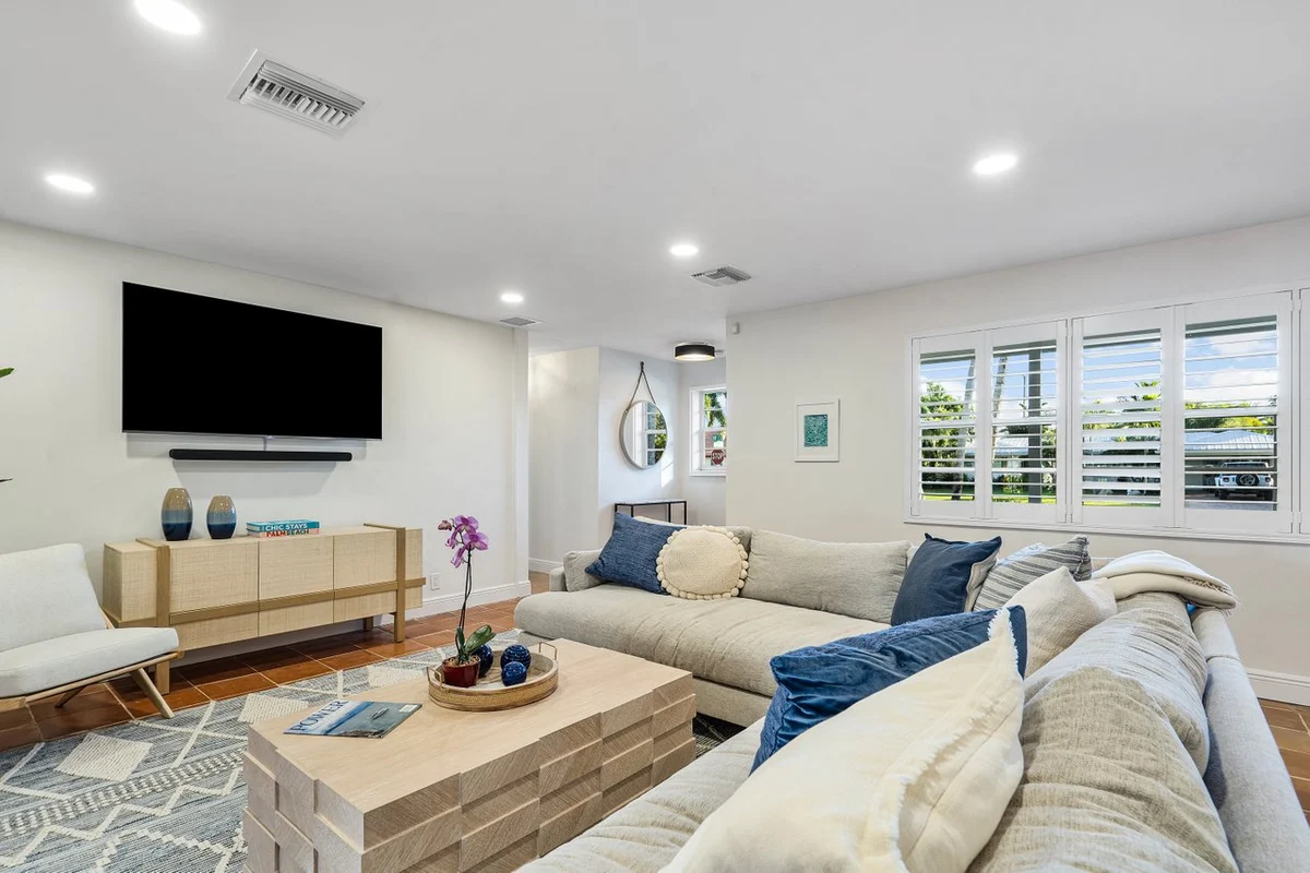 Home in Delray beach property photo 5