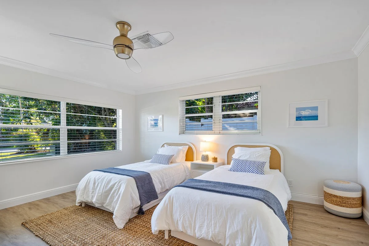 Bedroom 3 image 1