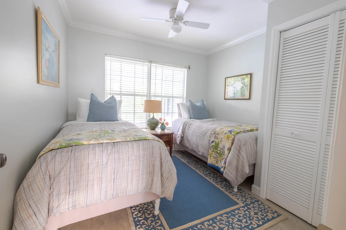 Bedroom 3 image 1