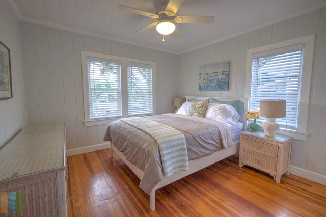 Bedroom 1 image 1