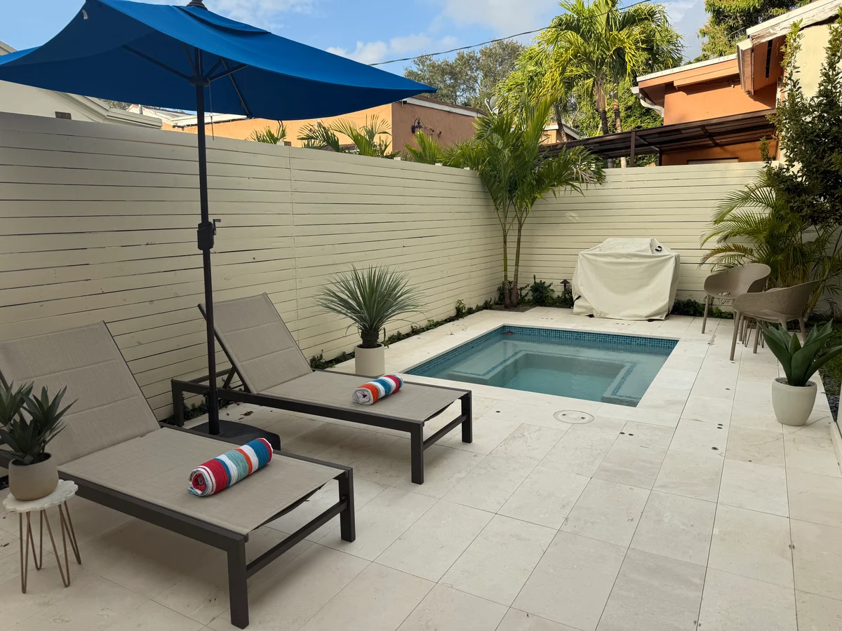 Home in Miami property photo 3