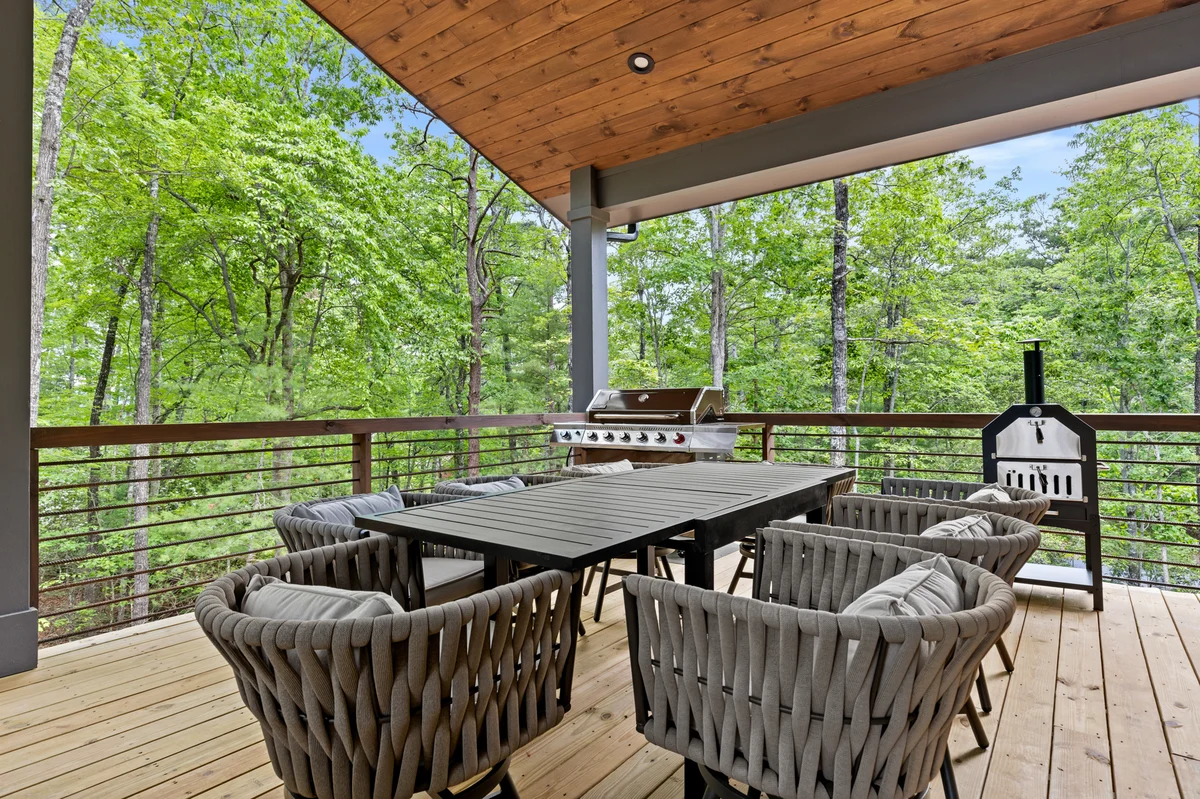 Property in Morganton property photo 4