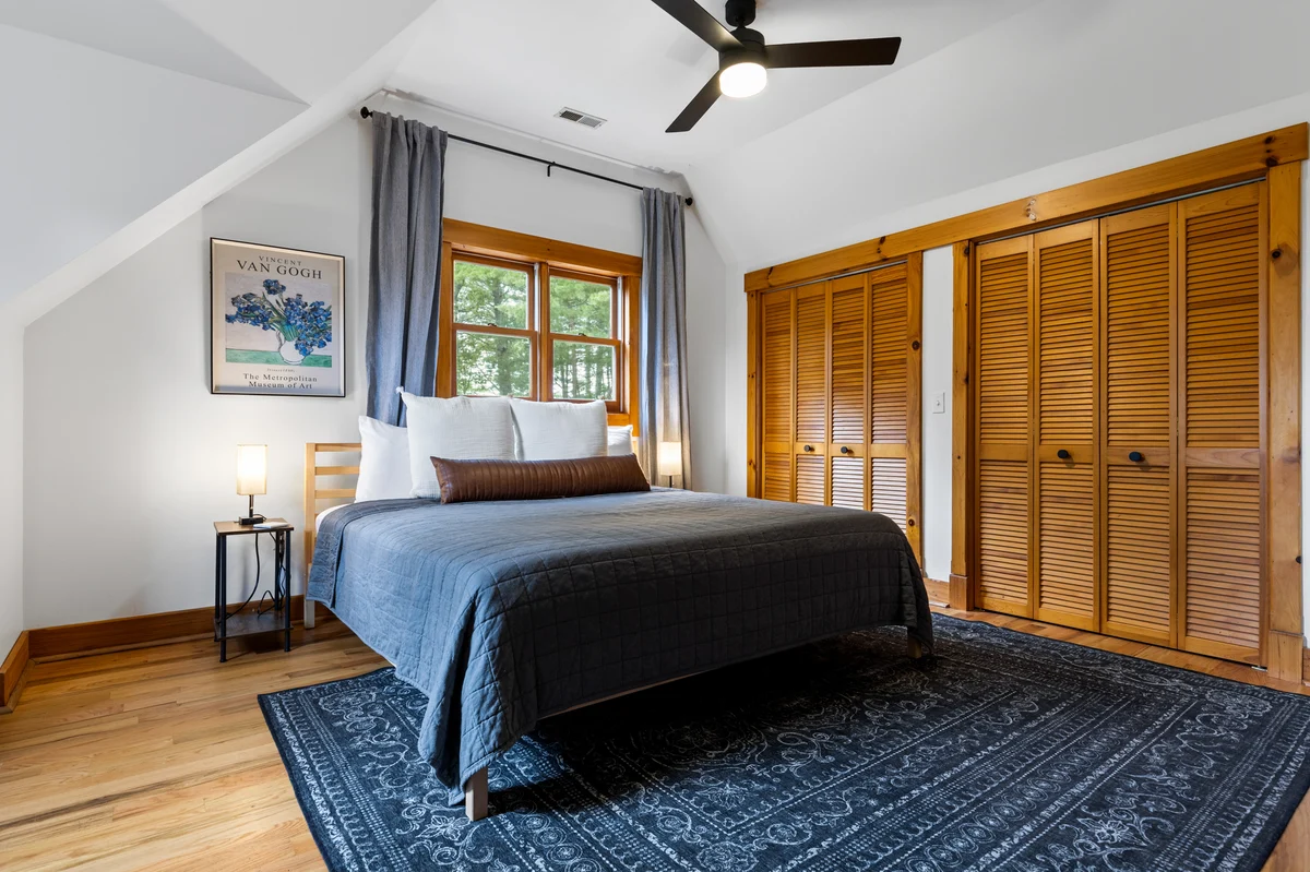 Bedroom 1 image 1