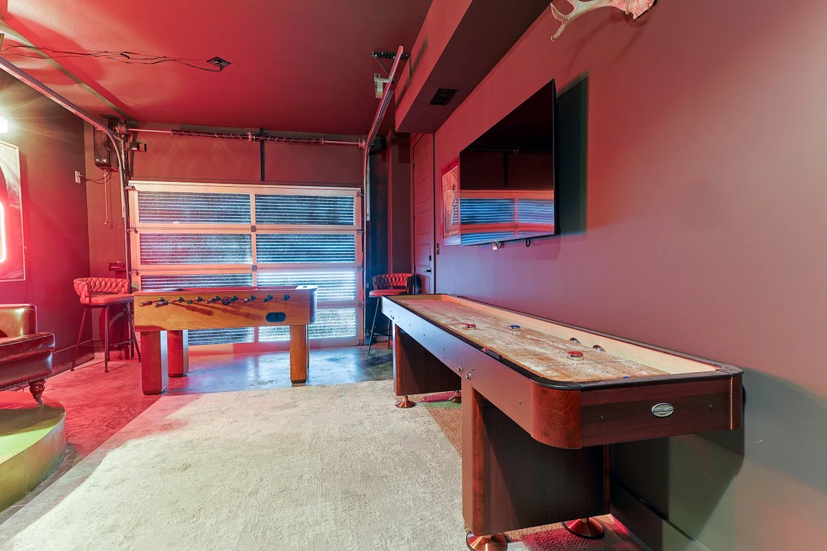 Home in Nashville property photo 3