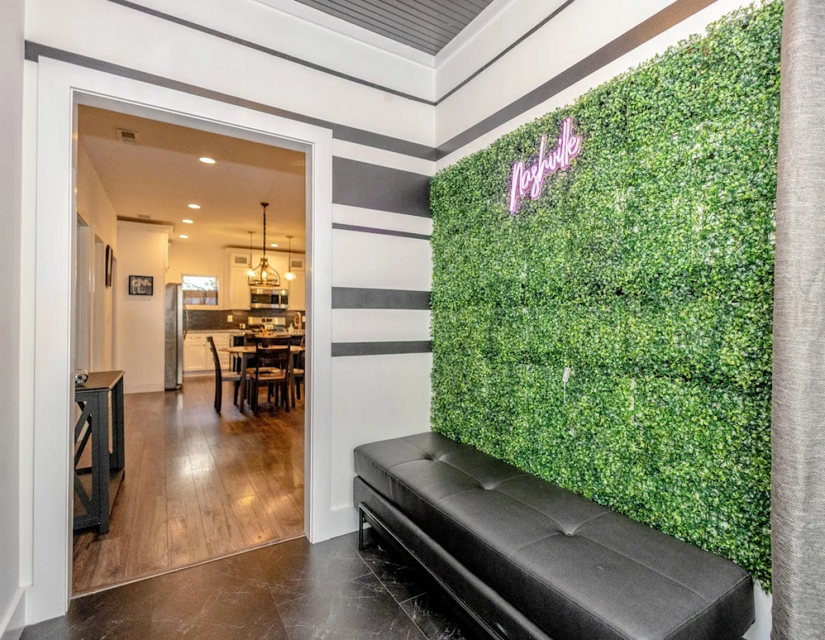 Home in Nashville property photo 5