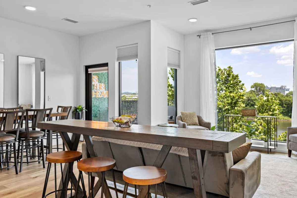 Home in Nashville property photo 3