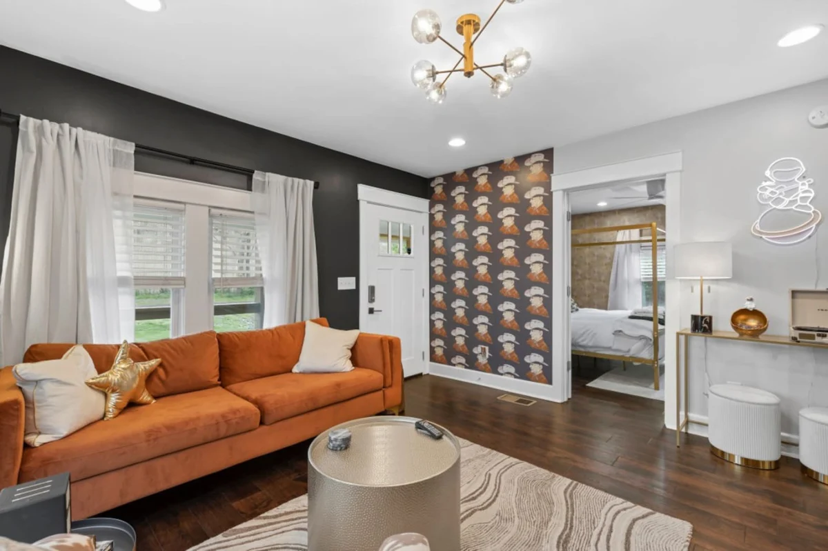 Home in Nashville property photo 5