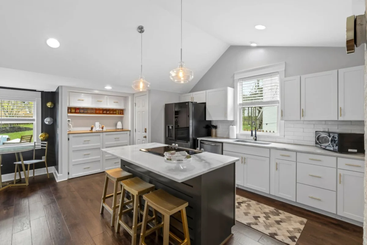 Home in Nashville property photo 3