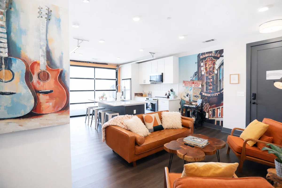 The Muse Nashville Oasis: Modern, Balcony & Rooftop, Near Broadway property photo 3