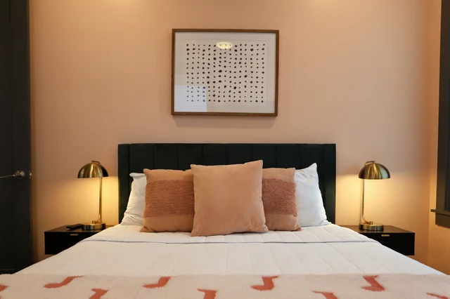 Bedroom 1 image 1