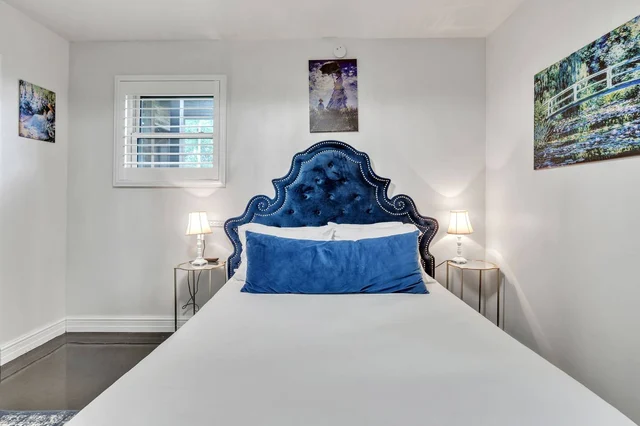 BEDROOM image 1