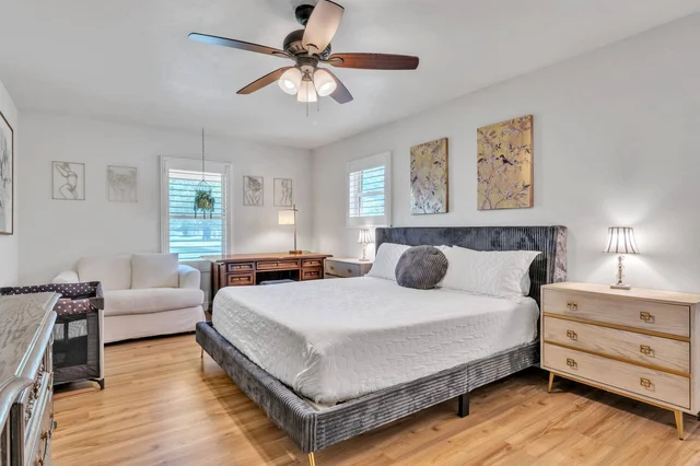 BEDROOM image 1