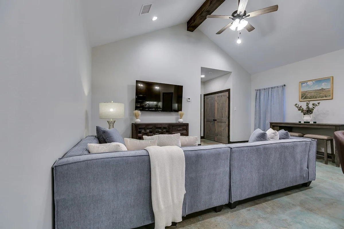 Home in San Angelo property photo 5