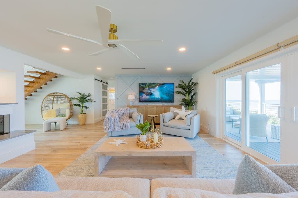 Seaside Serenity"- Pool Table, Hot Tub, Luxury