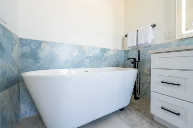 Seaside Serenity"- Pool Table, Hot Tub, Luxury #20