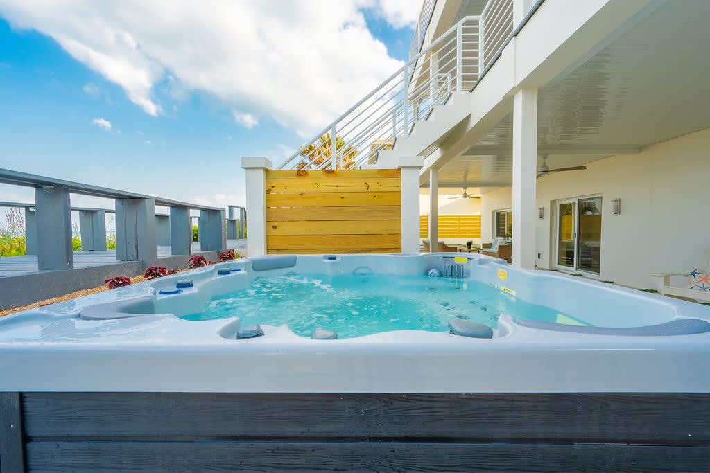 Seaside Serenity"- Pool Table, Hot Tub, Luxury
