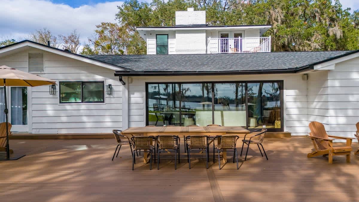 Waterfront Paradise" Dock, Pool, Boathouse #66